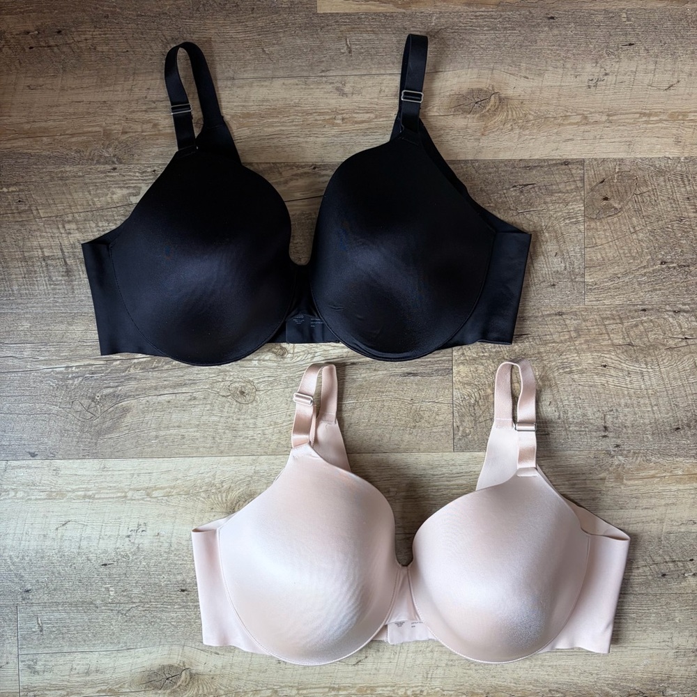 Soma 42DD Vanishing Back Full Coverage Nude and Black Bra Duo